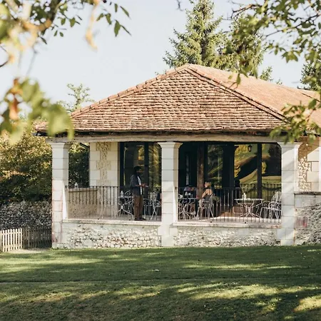 La Grainerie Le Manoir De Longeveau Aubeterre-sur-Dronne